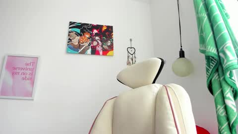 Emma online show from 02/08/26, 03:37