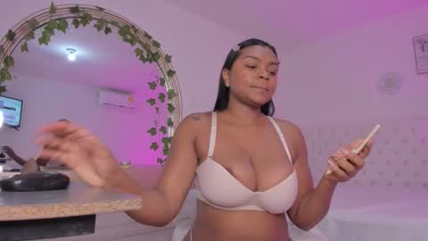 Emma online show from 11/14/25, 12:37