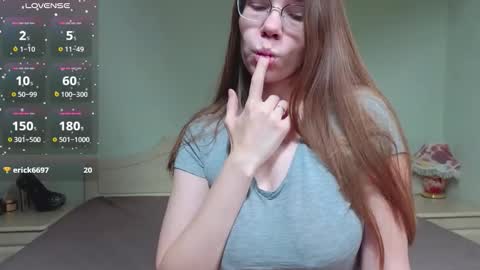 Emma-milky-tits online show from 03/08/26, 03:05