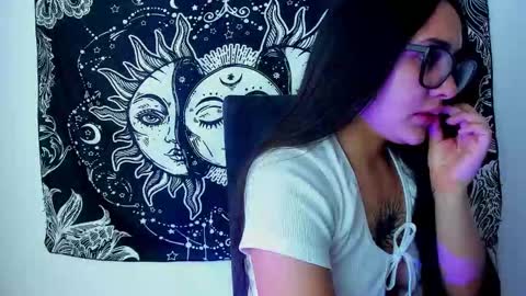 Emma online show from 11/12/25, 08:30