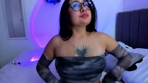 Emma online show from 01/19/26, 04:49