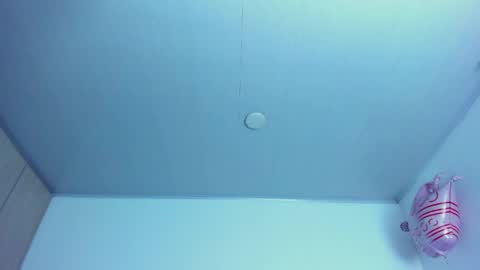 Snapshot of emma_timli1 chatting on 05/15/26, 09:00 Emma online show from 05/15/26, 09:00