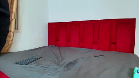 emma_valencia_001 online show from 05/31/26, 02:53
