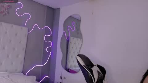 Snapshot of emma_visconti chatting on 01/13/26, 12:43 emma_visconti online show from 01/13/26, 12:43