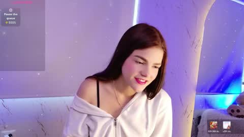 Snapshot of emma_wattsoon chatting on 04/17/26, 04:10 emma_wattsoon online show from 04/17/26, 04:10