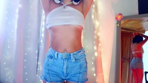 Emma web online show from 03/09/26, 04:22