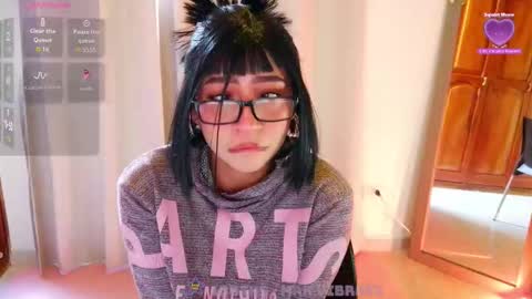 Emma web online show from 03/20/26, 04:34