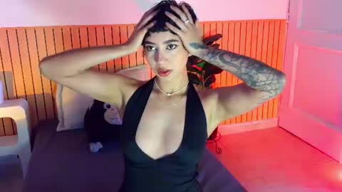 Snapshot of emma_web_ chatting on 07/14/26, 12:44 Emma web online show from 07/14/26, 12:44