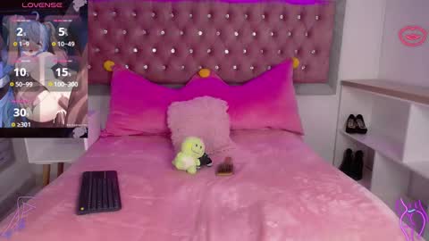 neko  online show from 02/07/25, 08:53