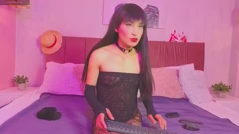 Emma online show from 03/24/26, 10:15