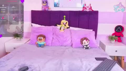 Emma online show from 03/27/26, 07:35