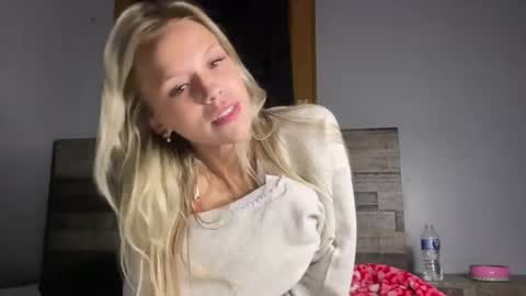 Emma Bennett online show from 06/25/26, 02:11