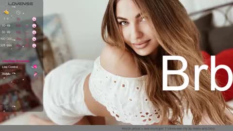 Snapshot of emmaamazingeyes chatting on 12/21/25, 05:31 Emma 31487 online show from 12/21/25, 05:31