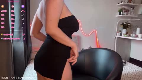 emmaandjake online show from 11/16/25, 10:54