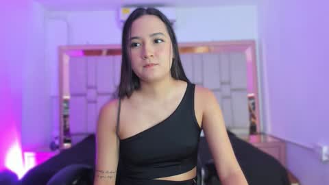 Emma online show from 11/07/25, 11:21