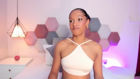 Emma Clarck online show from 06/10/26, 12:22