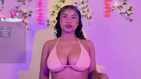 Snapshot of emmaconneer chatting on 11/16/25, 05:07 Emma online show from 11/16/25, 05:07