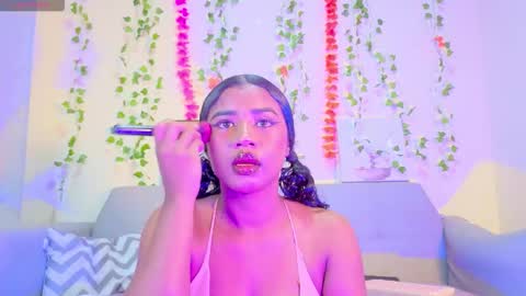 Snapshot of emmaconneer chatting on 11/23/25, 03:56 Emma online show from 11/23/25, 03:56