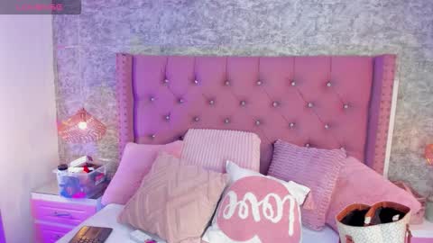 Welcome Im yosein  Your love is my passion activate it with your tips and enjoy with me online show from 02/26/26, 09:03