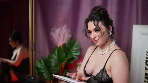  Emma  online show from 05/09/26, 07:52