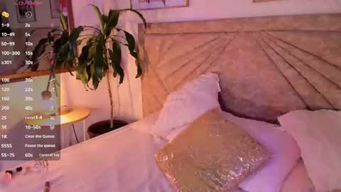 Snapshot of emmaduff_ chatting on 06/29/26, 11:43 online show from 06/29/26, 11:43