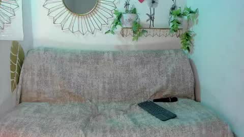 Emma Duque online show from 11/08/25, 07:45