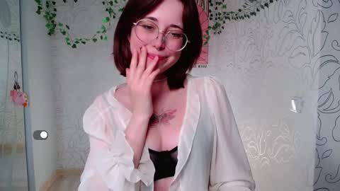 Emma online show from 12/23/24, 05:17