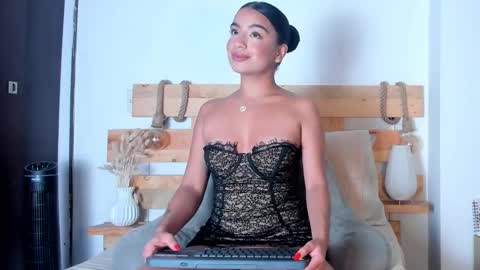 valentina online show from 11/01/25, 05:20