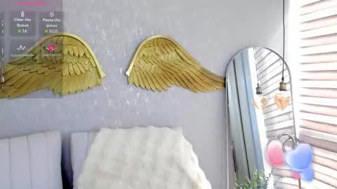  Emma Ferrary  online show from 11/04/25, 06:51