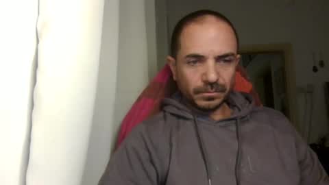 Snapshot of emmagold123 chatting on 02/13/25, 04:22 Ariel online show from 02/13/25, 04:22