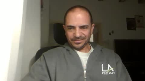 Snapshot of emmagold123 chatting on 03/06/25, 03:46 Ariel online show from 03/06/25, 03:46