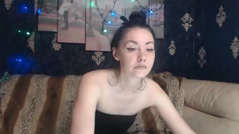 EmmaGoldX online show from 02/17/25, 12:16