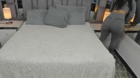 EMMA HILL online show from 12/15/25, 10:52