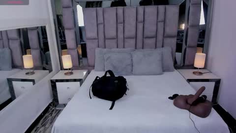 EMMA HILL online show from 02/20/26, 11:00