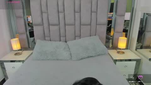 Snapshot of emmahill1 chatting on 07/11/26, 11:24 EMMA HILL online show from 07/11/26, 11:24