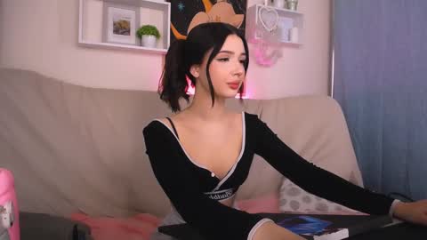 Emma online show from 01/26/25, 12:22