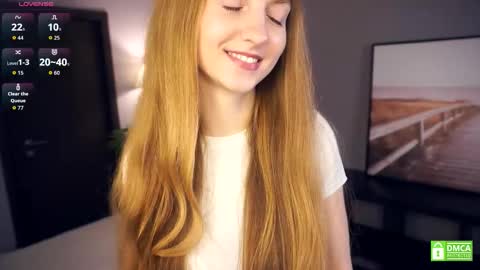 Snapshot of emmalaflame chatting on 12/01/25, 08:25 Emma day Wendy night online show from 12/01/25, 08:25