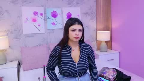 Snapshot of emmaleems chatting on 04/16/26, 11:55 Emma Lee online show from 04/16/26, 11:55