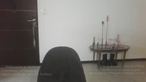 Snapshot of emmalove_ar chatting on 10/11/25, 12:10 emmalove_ar online show from 10/11/25, 12:10