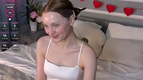 Snapshot of emmasagge chatting on 06/19/26, 06:51 Emma online show from 06/19/26, 06:51