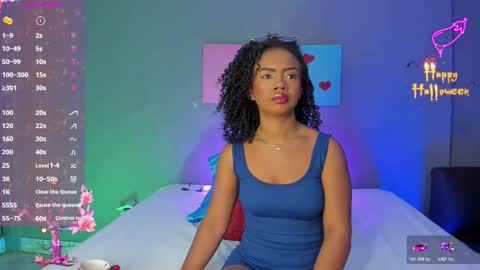 Snapshot of emmasmith06 chatting on 10/29/25, 05:14 Emma online show from 10/29/25, 05:14