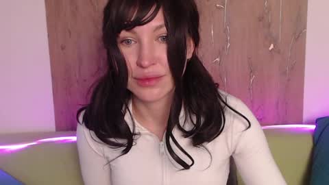 emmastinsen online show from 05/25/26, 04:07
