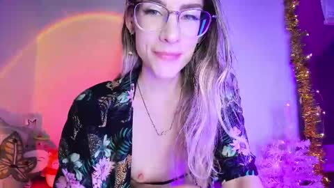 RH-NEGATIVE GREEN-EYED BAELIEN online show from 02/23/25, 04:02