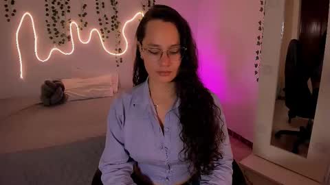 Emma Torres online show from 11/27/25, 03:03