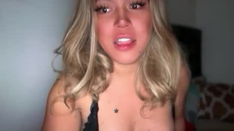 YourDreamGirl Emma  online show from 02/23/26, 03:15