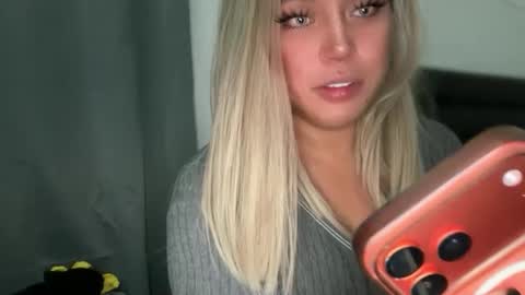 YourDreamGirl Emma  online show from 04/01/26, 01:41