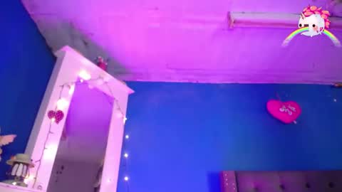 Snapshot of emmaxx7 chatting on 01/10/25, 09:42 Emma online show from 01/10/25, 09:42