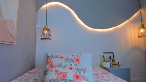 Emmi online show from 01/16/25, 12:23