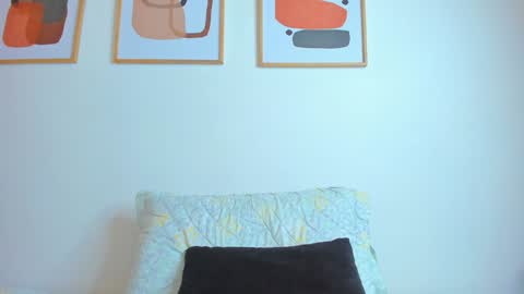 Emmi online show from 01/23/25, 06:56