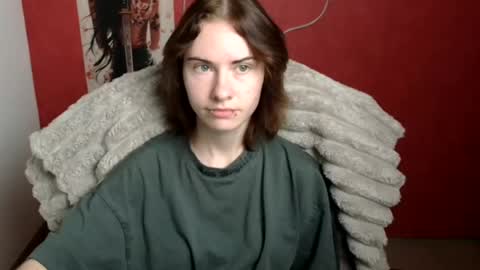 Snapshot of emmi_rossum chatting on 07/12/26, 05:20 Emmi online show from 07/12/26, 05:20